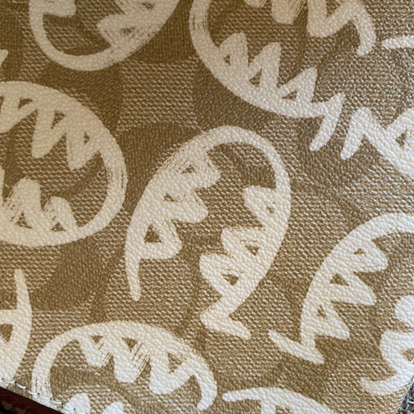 Authentic Coach Vale Gallery Pouch In Signature Canvas With Rexy By Guang Yu - Picture 4 of 9